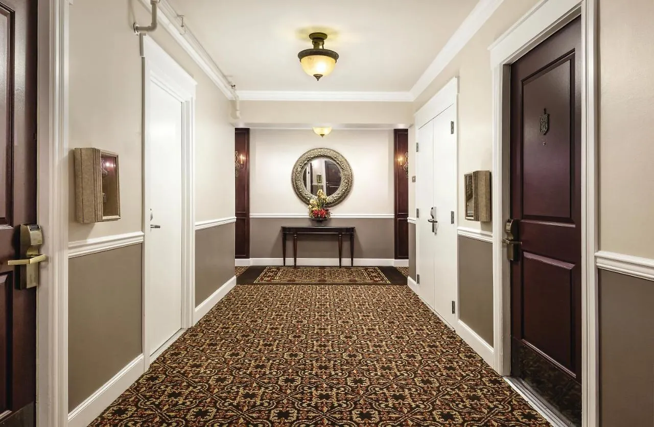 Worldmark Seattle - The Camlin 3*,